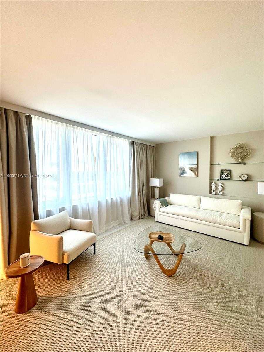 Small Image of 2301 COLLINS AVE #836, Miami Beach Number 2