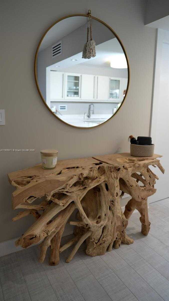 Small Image of 2301 COLLINS AVE #836, Miami Beach Number 29