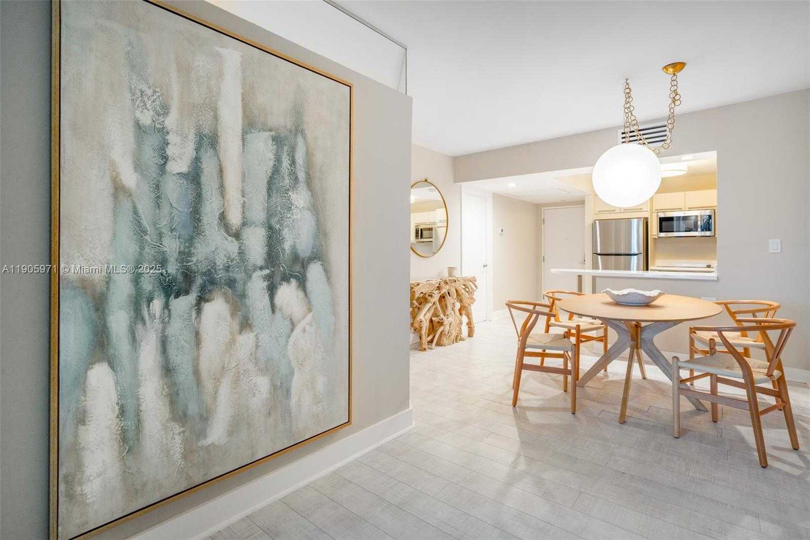 Small Image of 2301 COLLINS AVE #836, Miami Beach Number 5