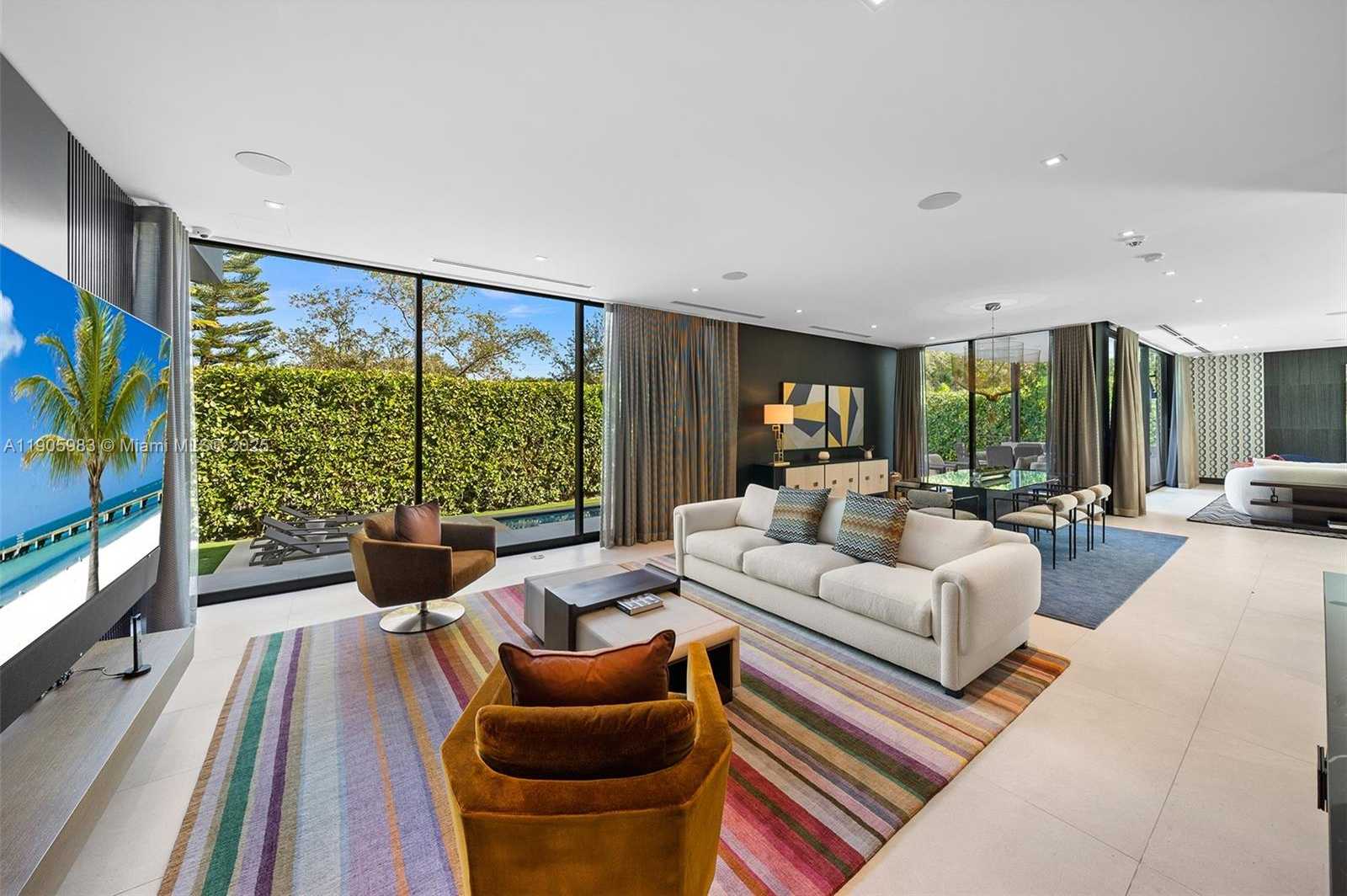 Small Image of Miami Beach Number 16