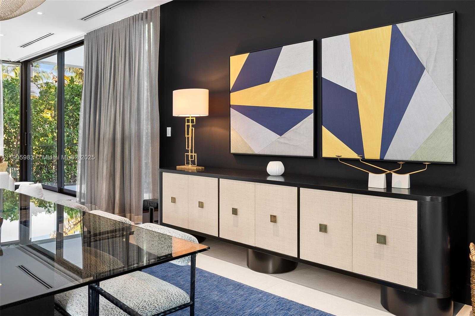 Small Image of Miami Beach Number 25