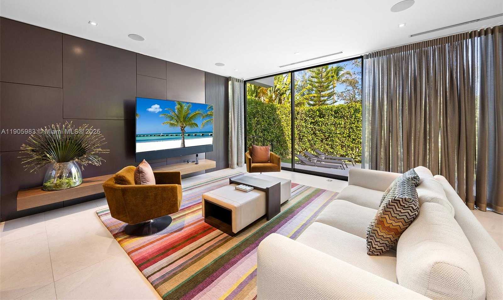 Small Image of Miami Beach Number 3