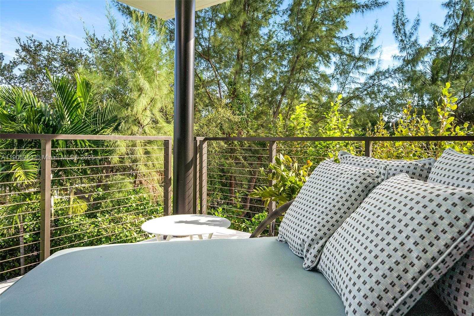 Small Image of Miami Beach Number 56