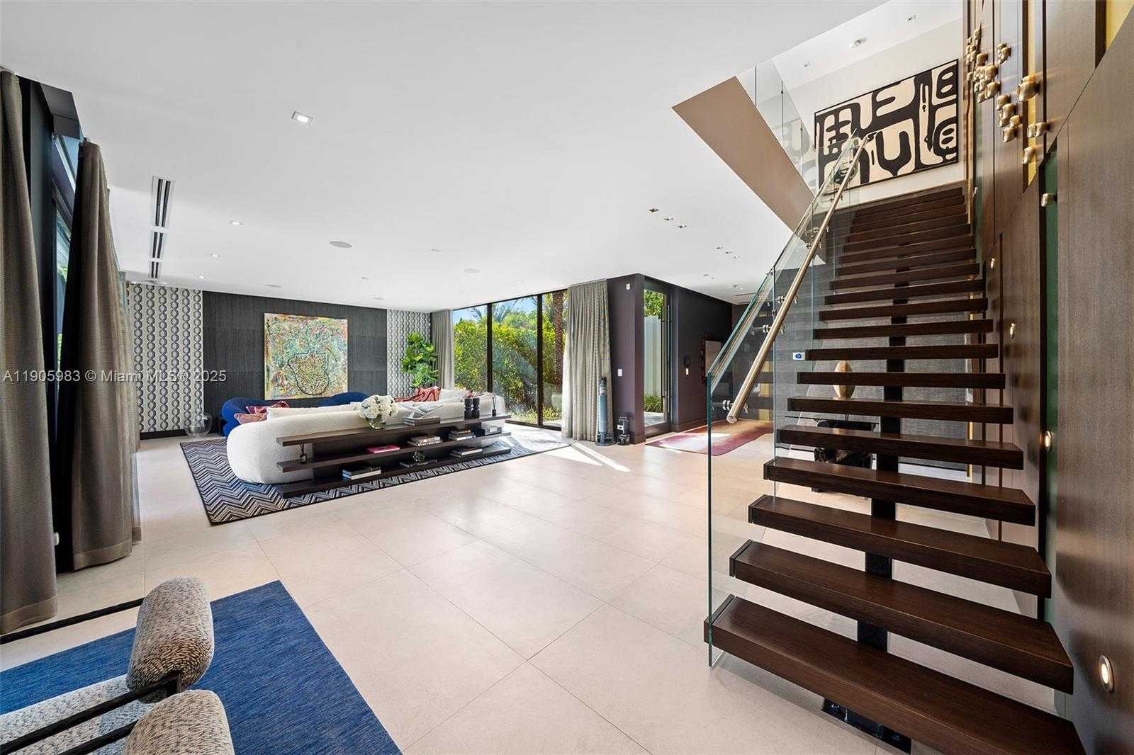 Small Image of Miami Beach Number 6