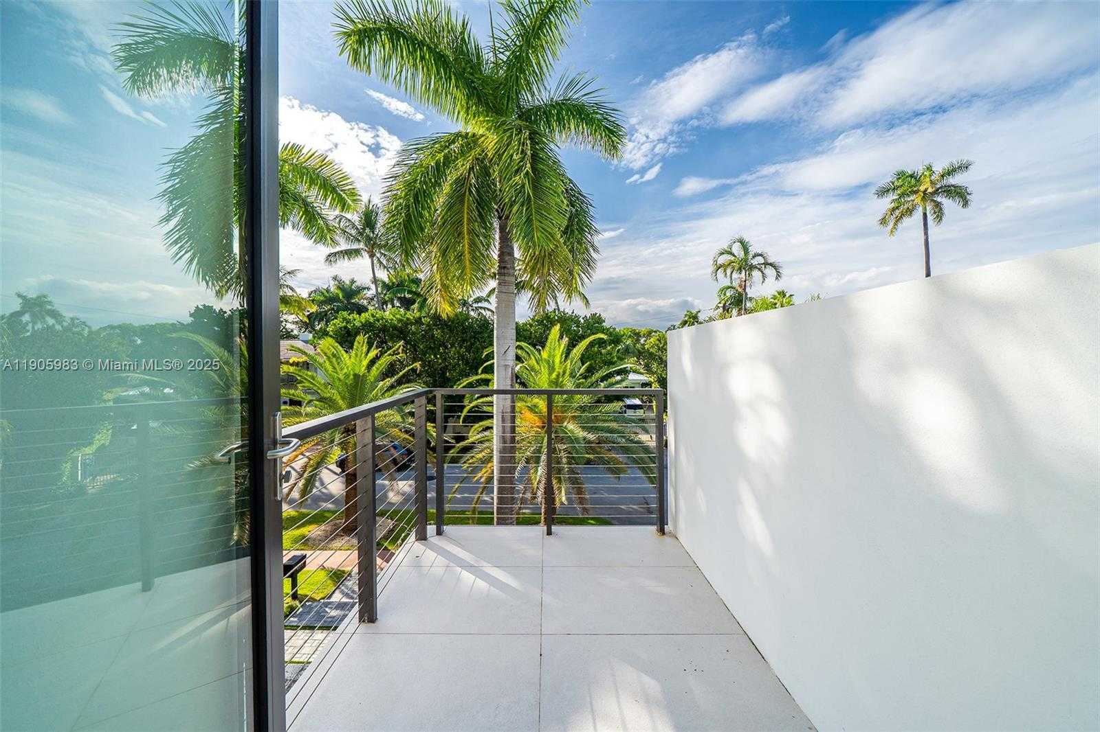 Small Image of Miami Beach Number 68