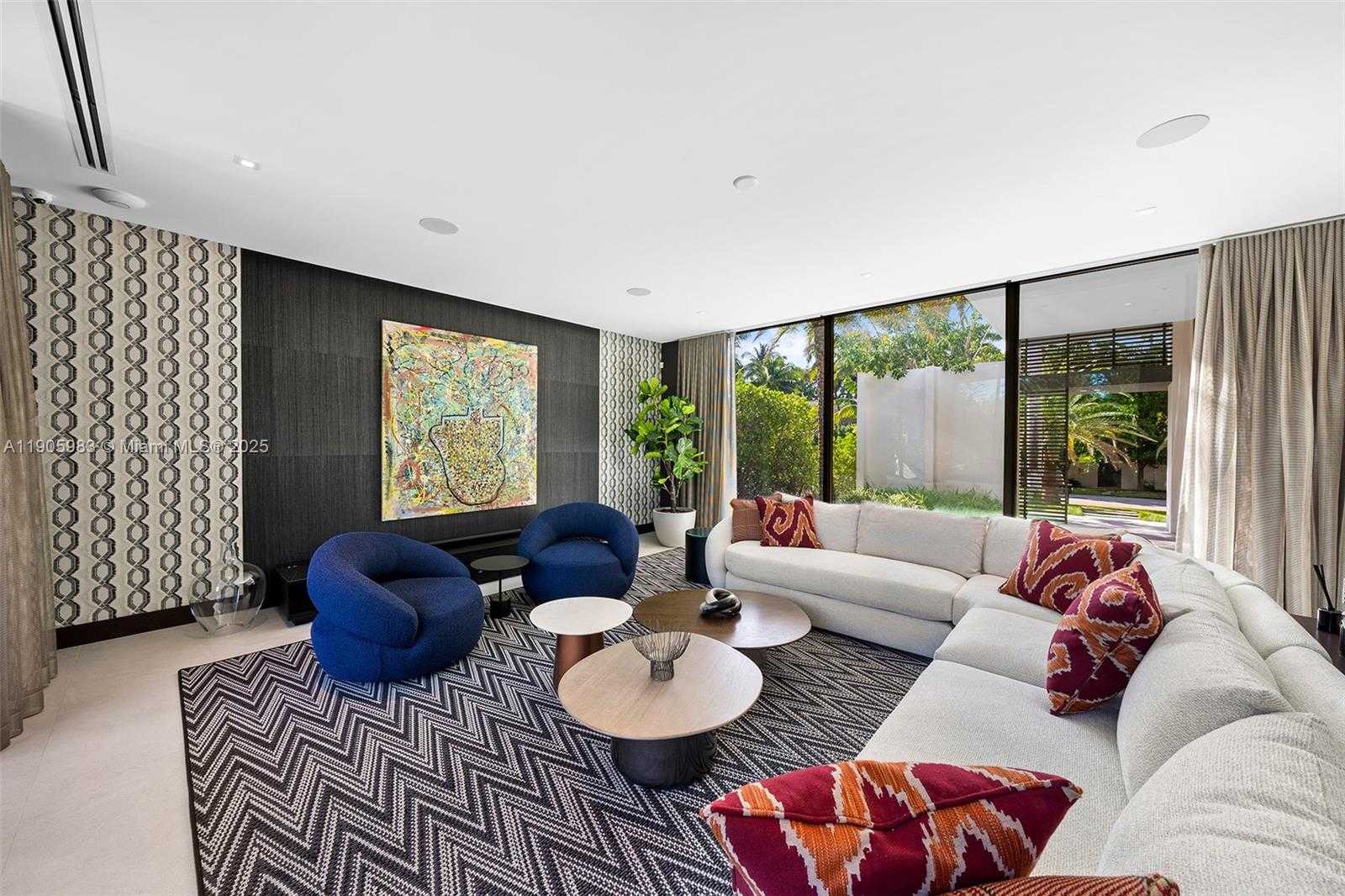 Small Image of Miami Beach Number 9