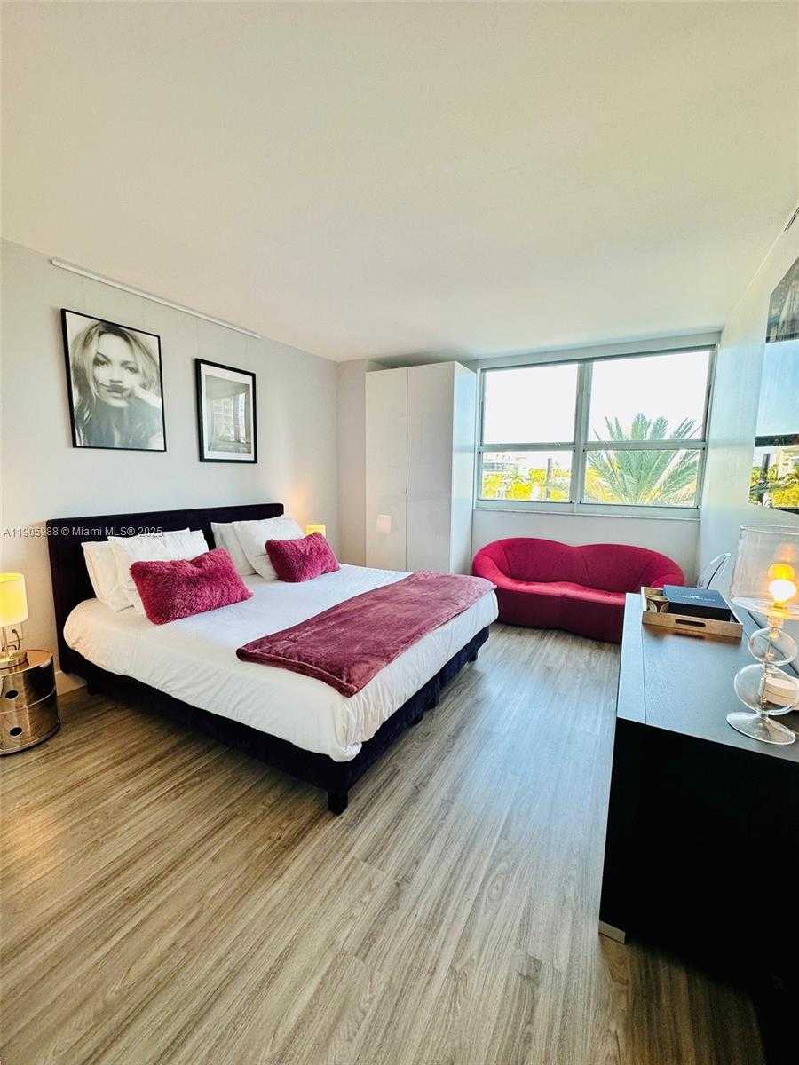 Small Image of 650 WEST AVE #403, Miami Beach Number 10
