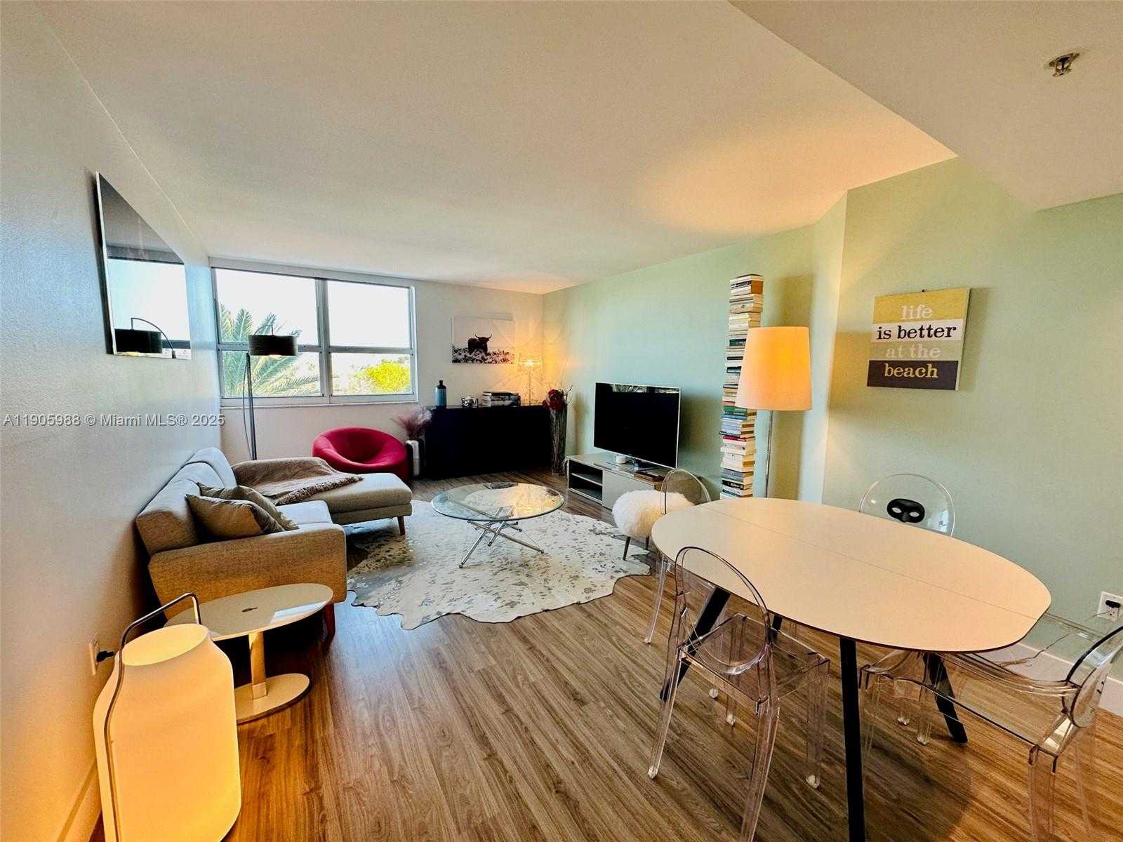 Small Image of 650 WEST AVE #403, Miami Beach Number 4