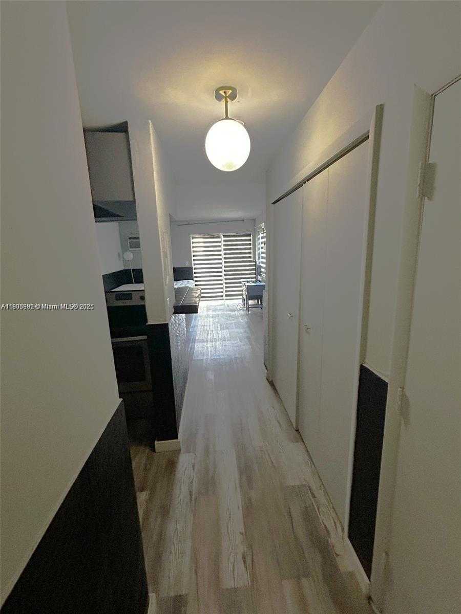 Small Image of 1441 LINCOLN RD #217, Miami Beach Number 12
