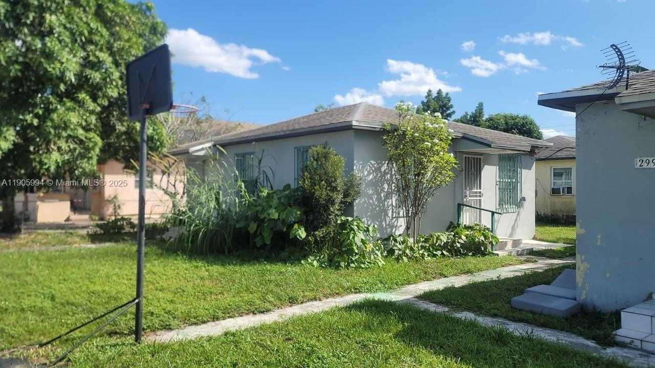 Small Image of 2980 NORTH WEST 28TH ST, Miami Number 28