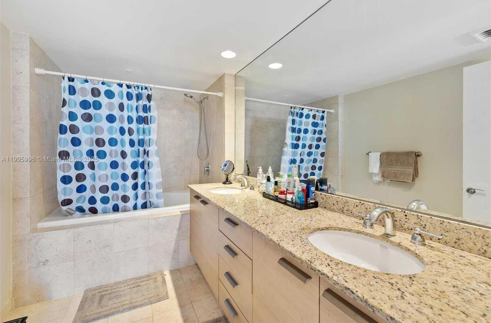 Small Image of 1800 SOUTH OCEAN DR #4007, Hallandale Beach Number 14