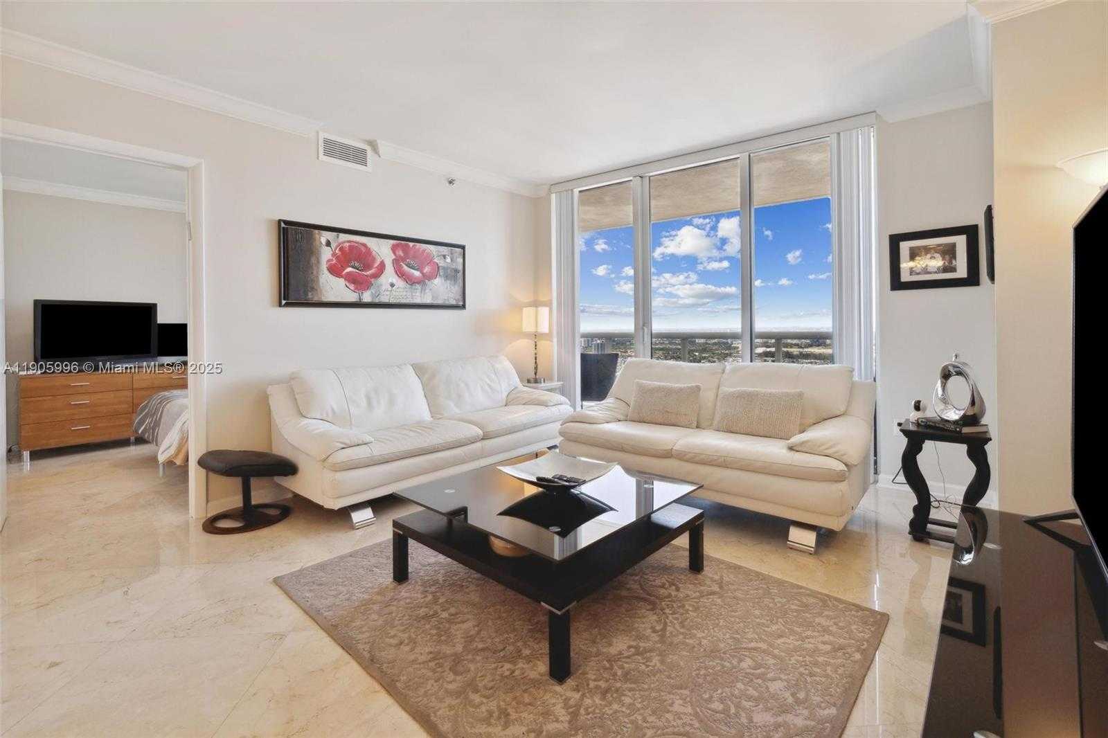 Small Image of 1800 SOUTH OCEAN DR #4007, Hallandale Beach Number 3