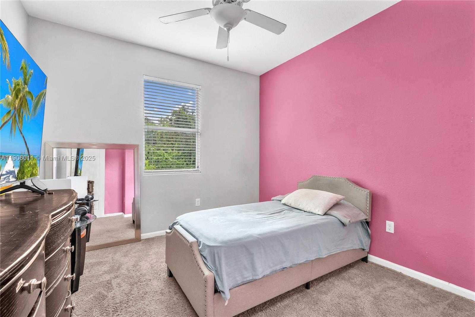 Small Image of 2190 SOUTH EAST 2ND ST, Homestead Number 12