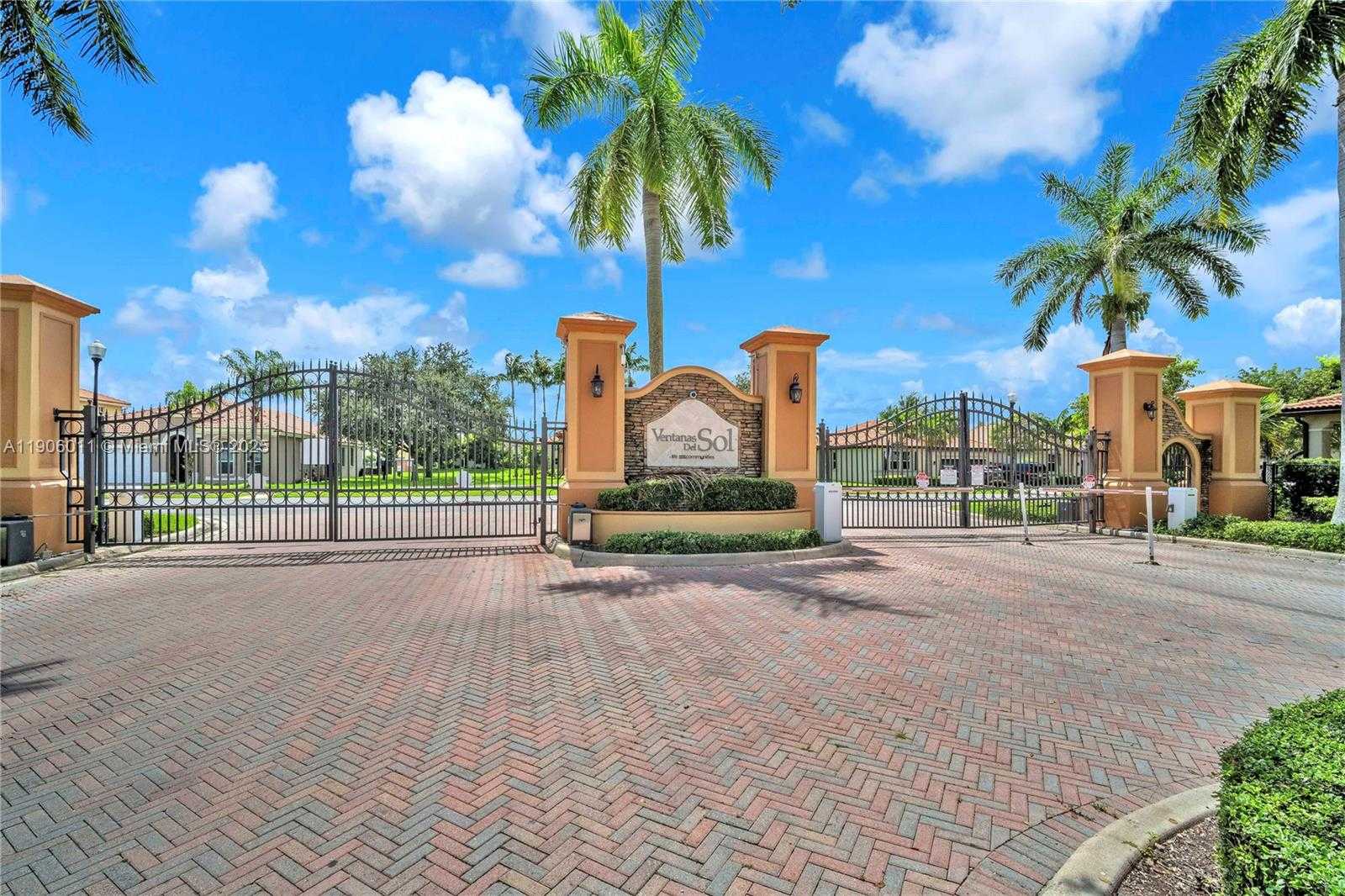 Small Image of 2190 SOUTH EAST 2ND ST, Homestead Number 20