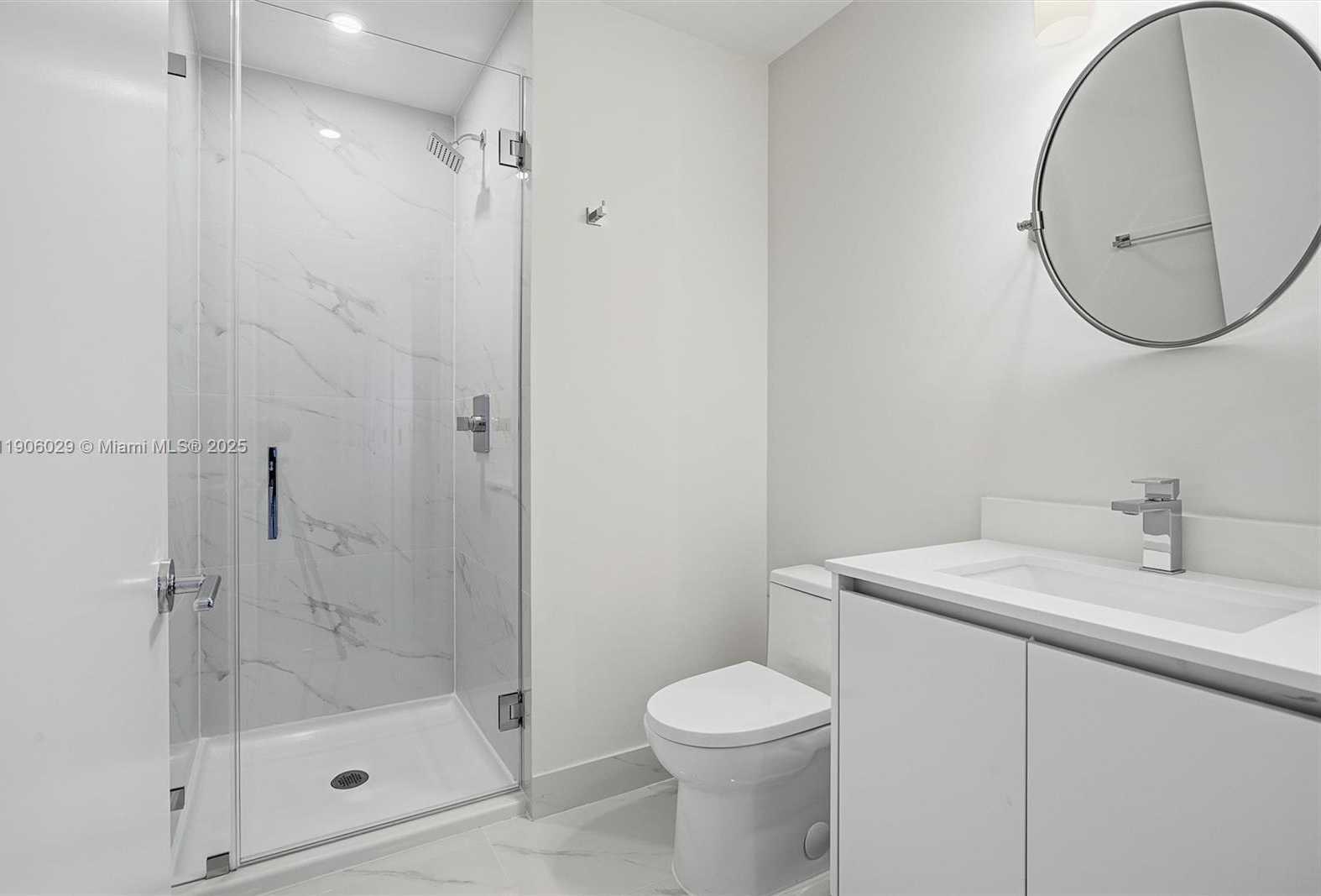 Small Image of 700 NORTH EAST 24 ST #2406, Miami Number 21