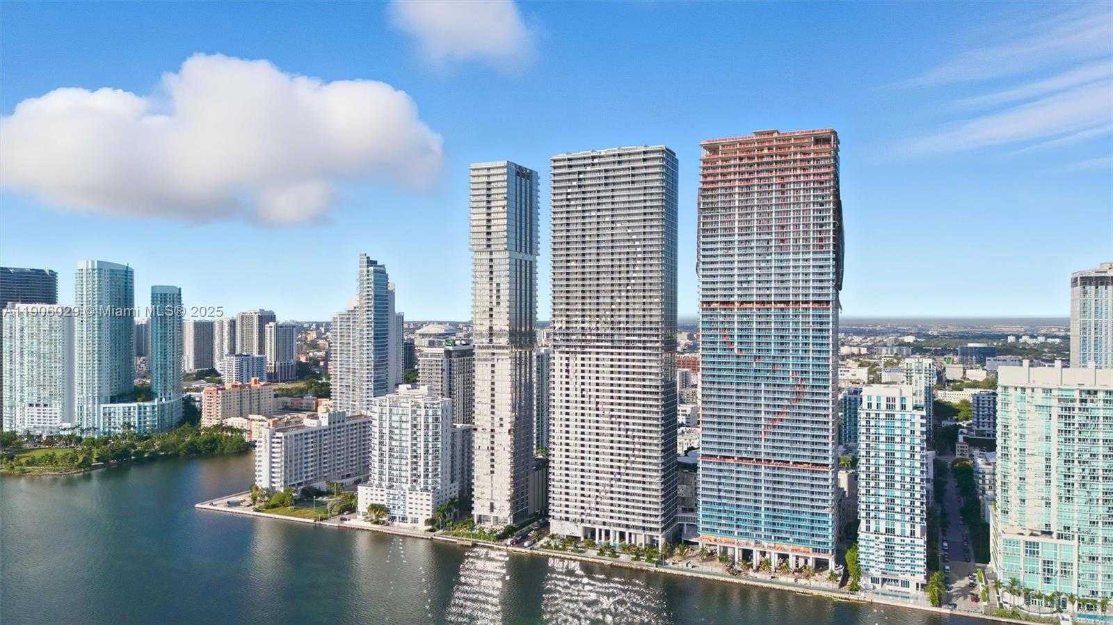 Small Image of 700 NORTH EAST 24 ST #2406, Miami Number 22