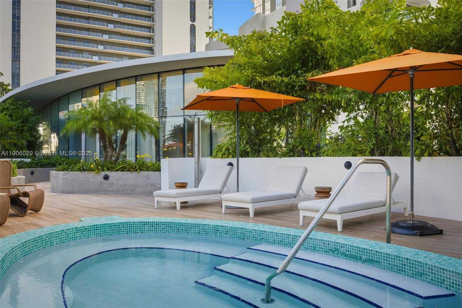 Small Image of 700 NORTH EAST 24 ST #2406, Miami Number 38