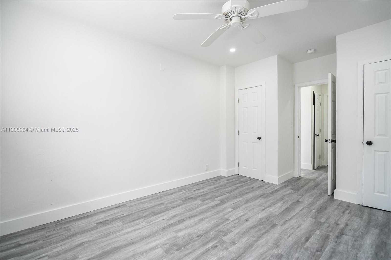 Small Image of 6871 ABBOTT AVE #1, Miami Beach Number 10
