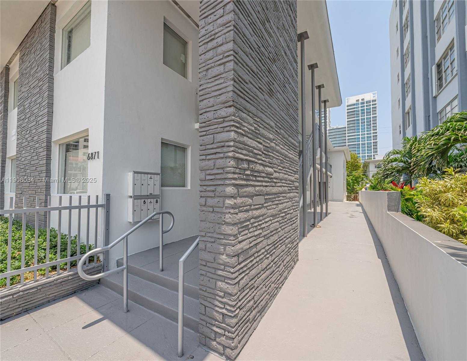 Small Image of 6871 ABBOTT AVE #1, Miami Beach Number 13