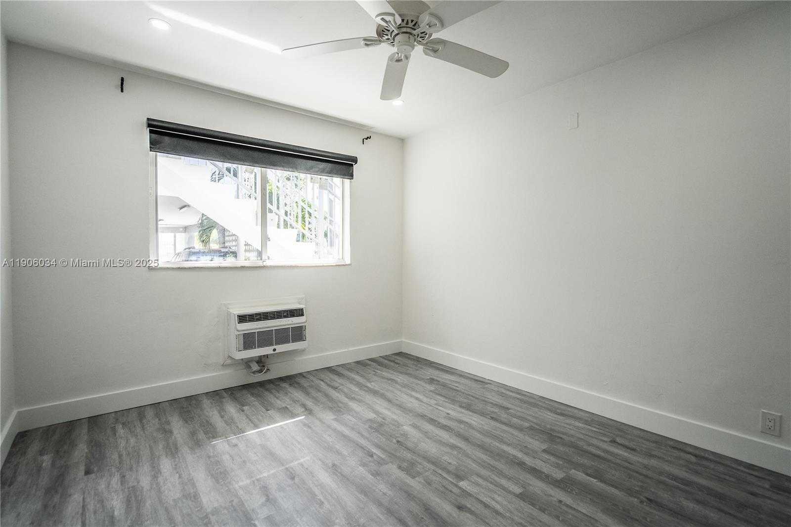 Small Image of 6871 ABBOTT AVE #1, Miami Beach Number 7