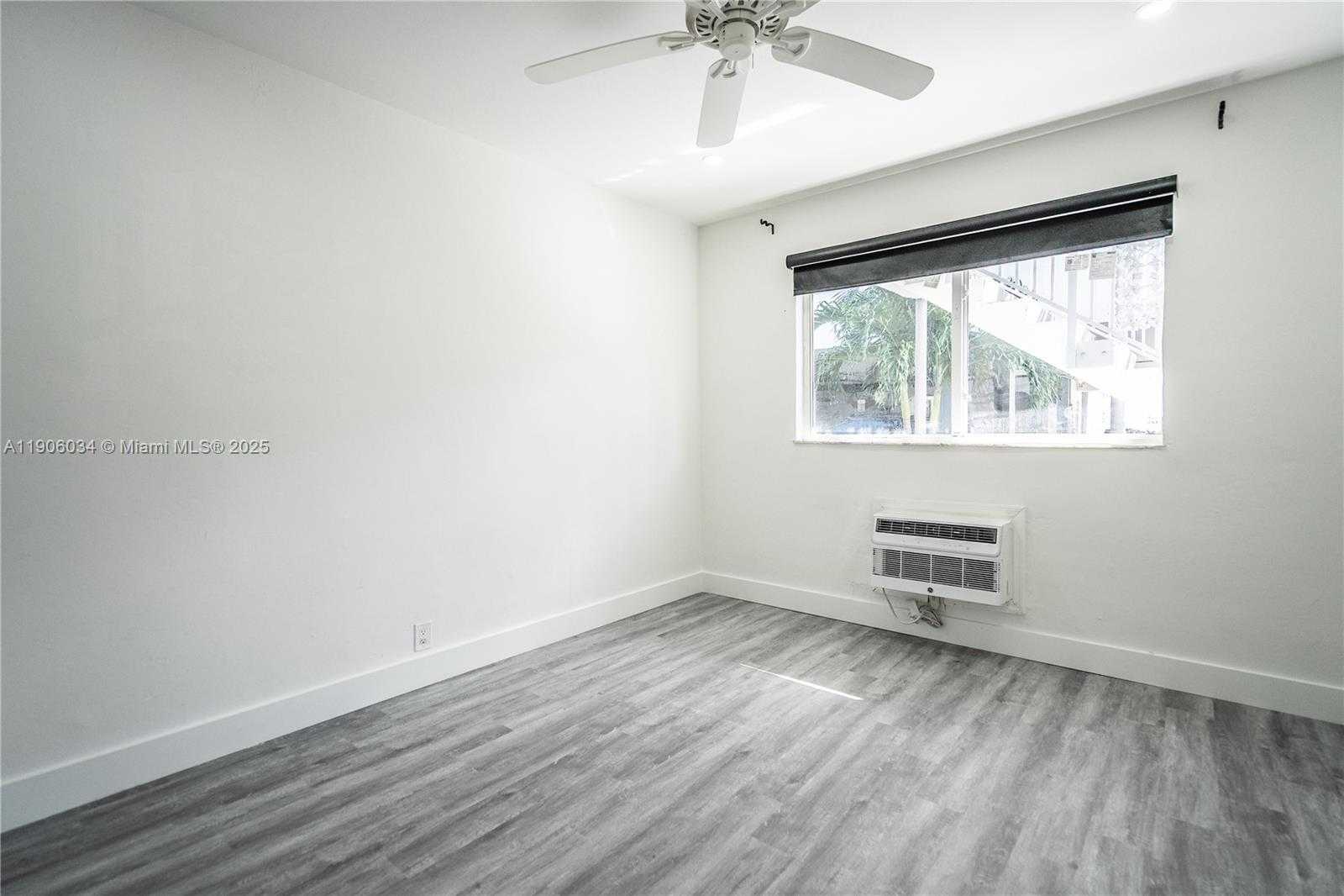 Small Image of 6871 ABBOTT AVE #1, Miami Beach Number 8