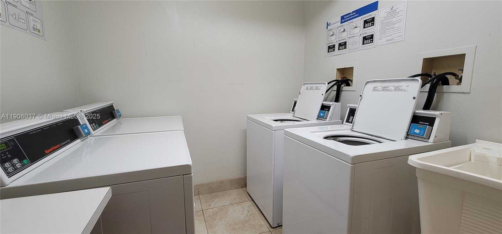 Small Image of 2851 NORTH EAST 183RD ST #805E, Aventura Number 18