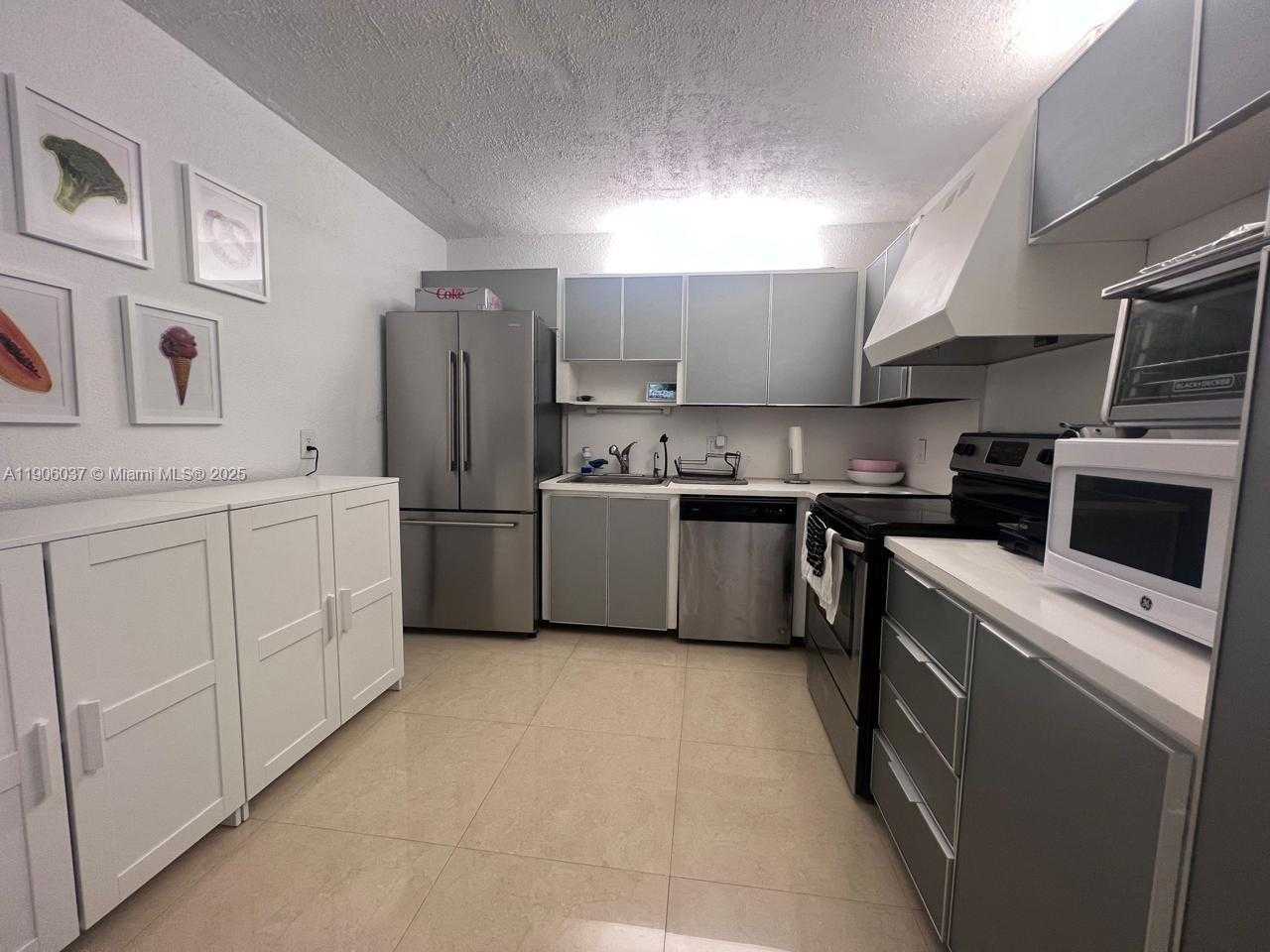Small Image of 2851 NORTH EAST 183RD ST #805E, Aventura Number 6