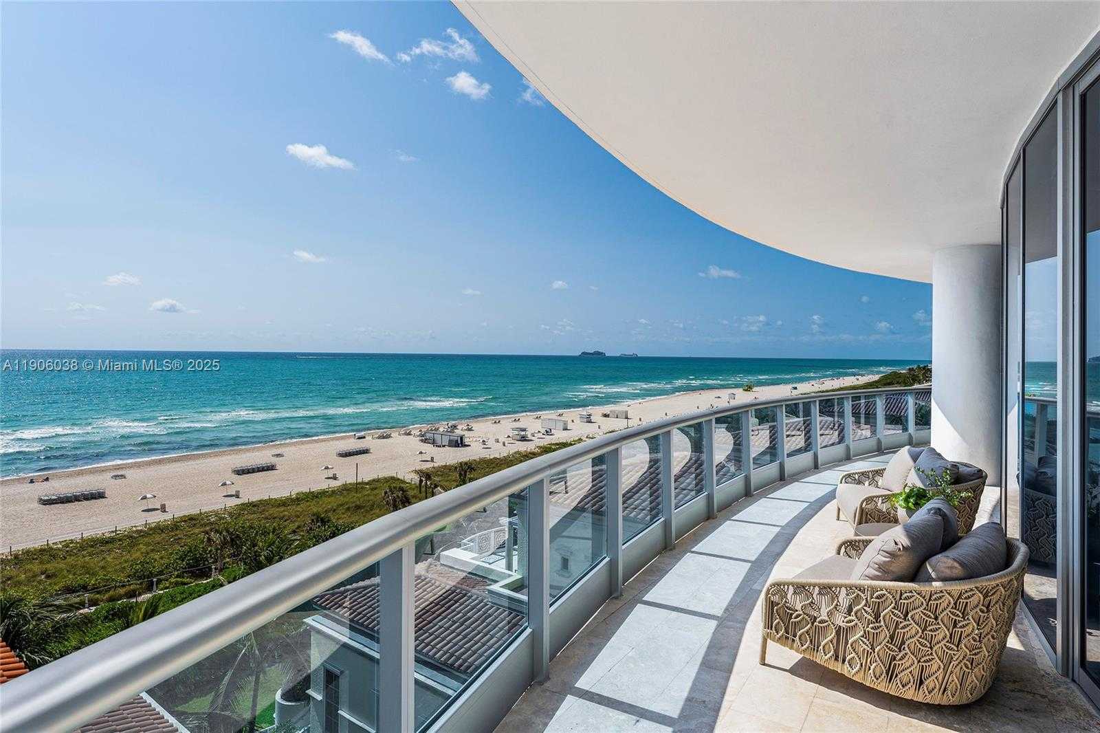 Small Image of 5959 COLLINS AVE #807, Miami Beach Number 2