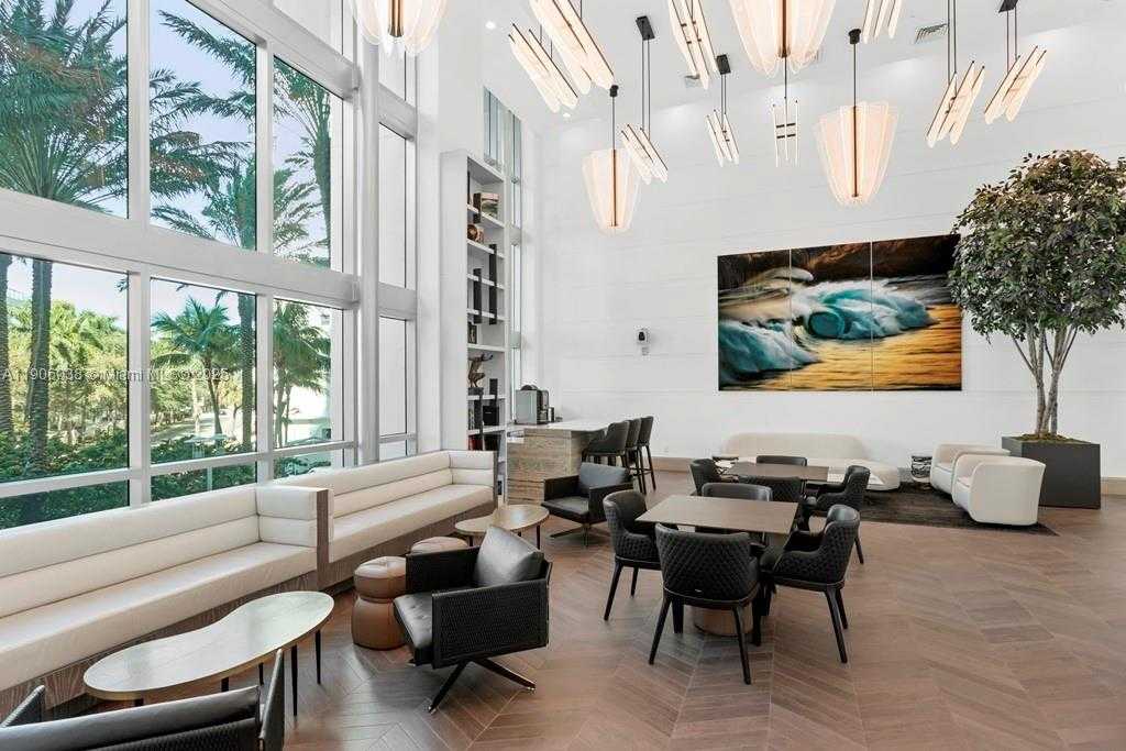 Small Image of 5959 COLLINS AVE #807, Miami Beach Number 44