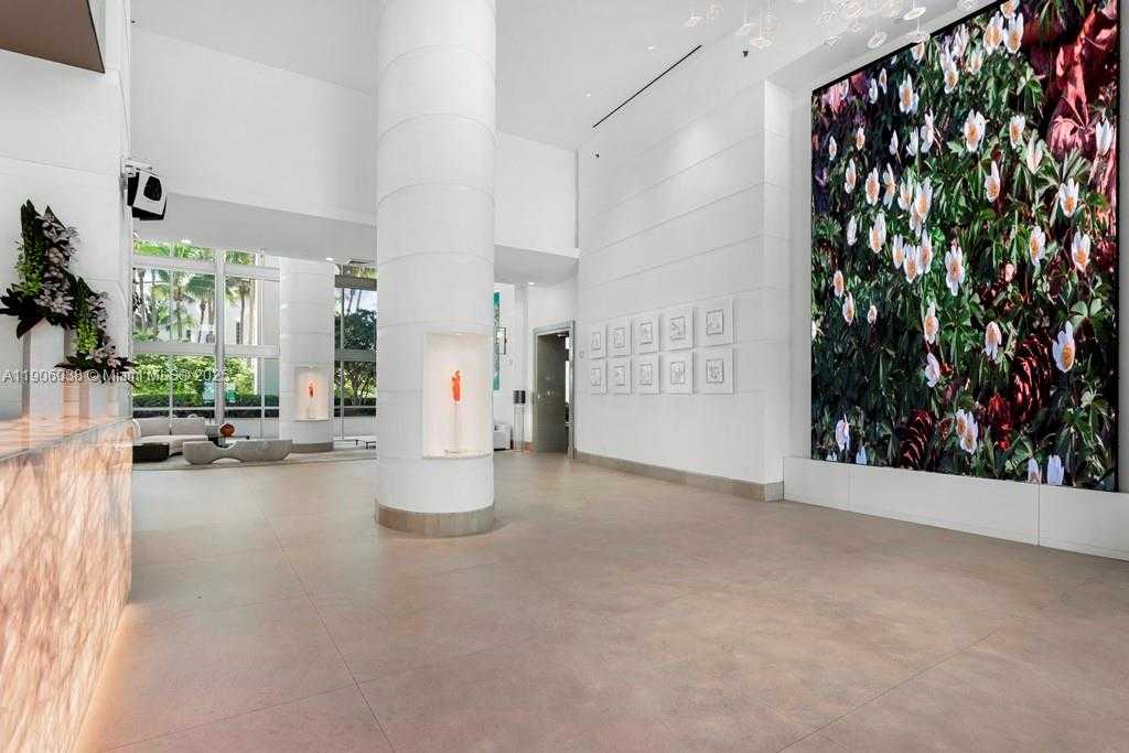 Small Image of 5959 COLLINS AVE #807, Miami Beach Number 57