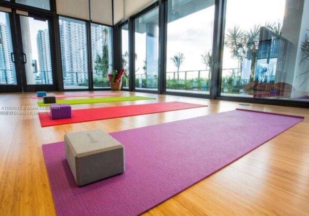 Imagen de Pequeño Objeto