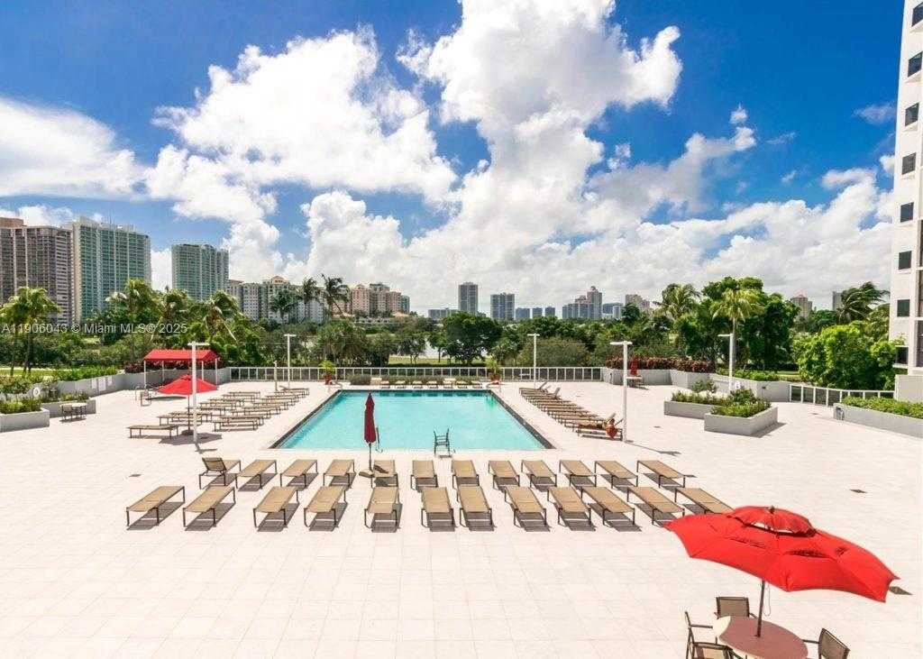 Small Image of 3675 NORTH COUNTRY CLUB DR #2606, Aventura Number 10
