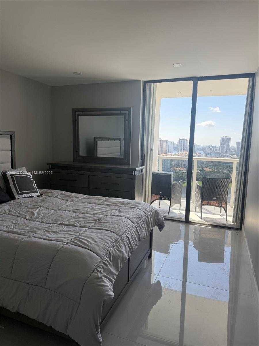 Small Image of 3675 NORTH COUNTRY CLUB DR #2606, Aventura Number 20