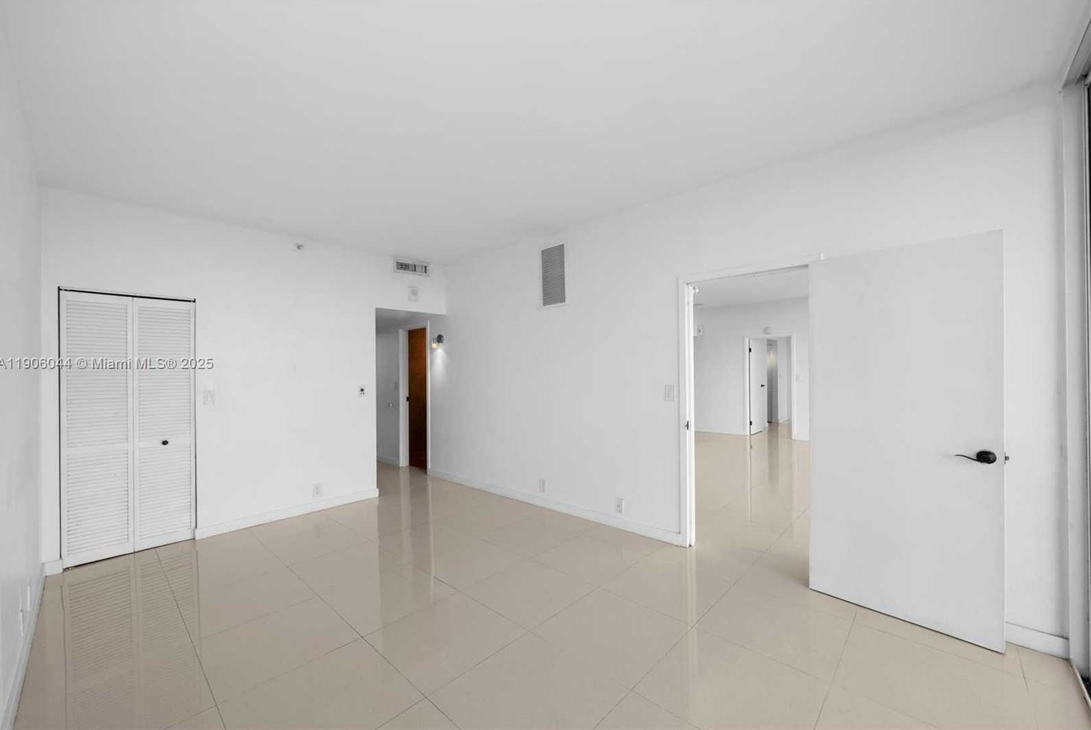 Small Image of 7601 EAST TREASURE DR #PH216, North Bay Village Number 15