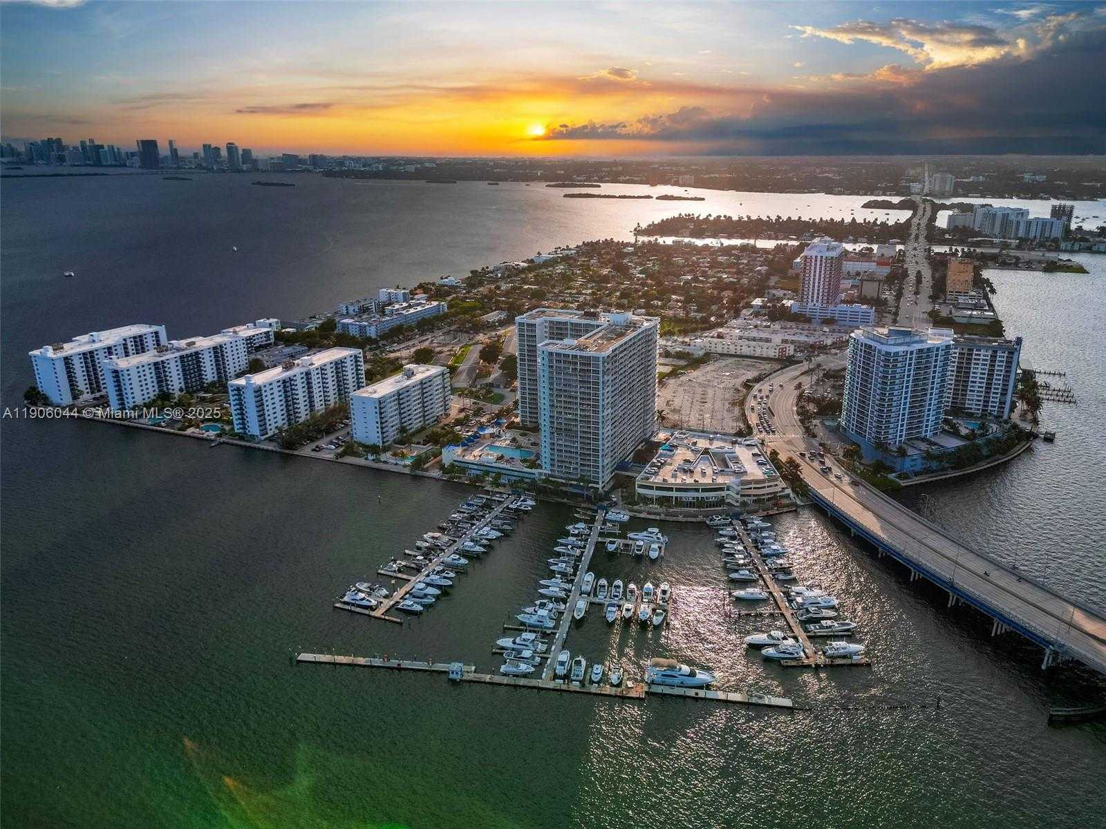 Small Image of 7601 EAST TREASURE DR #PH216, North Bay Village Number 29