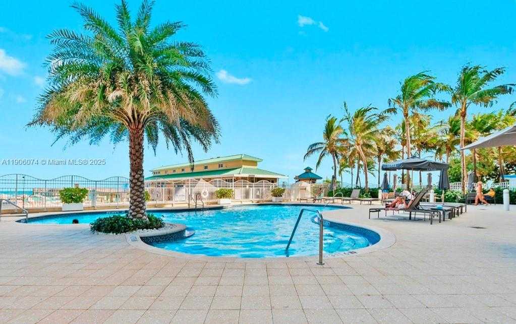 Small Image of 16699 COLLINS AVE #1810, Sunny Isles Beach Number 10