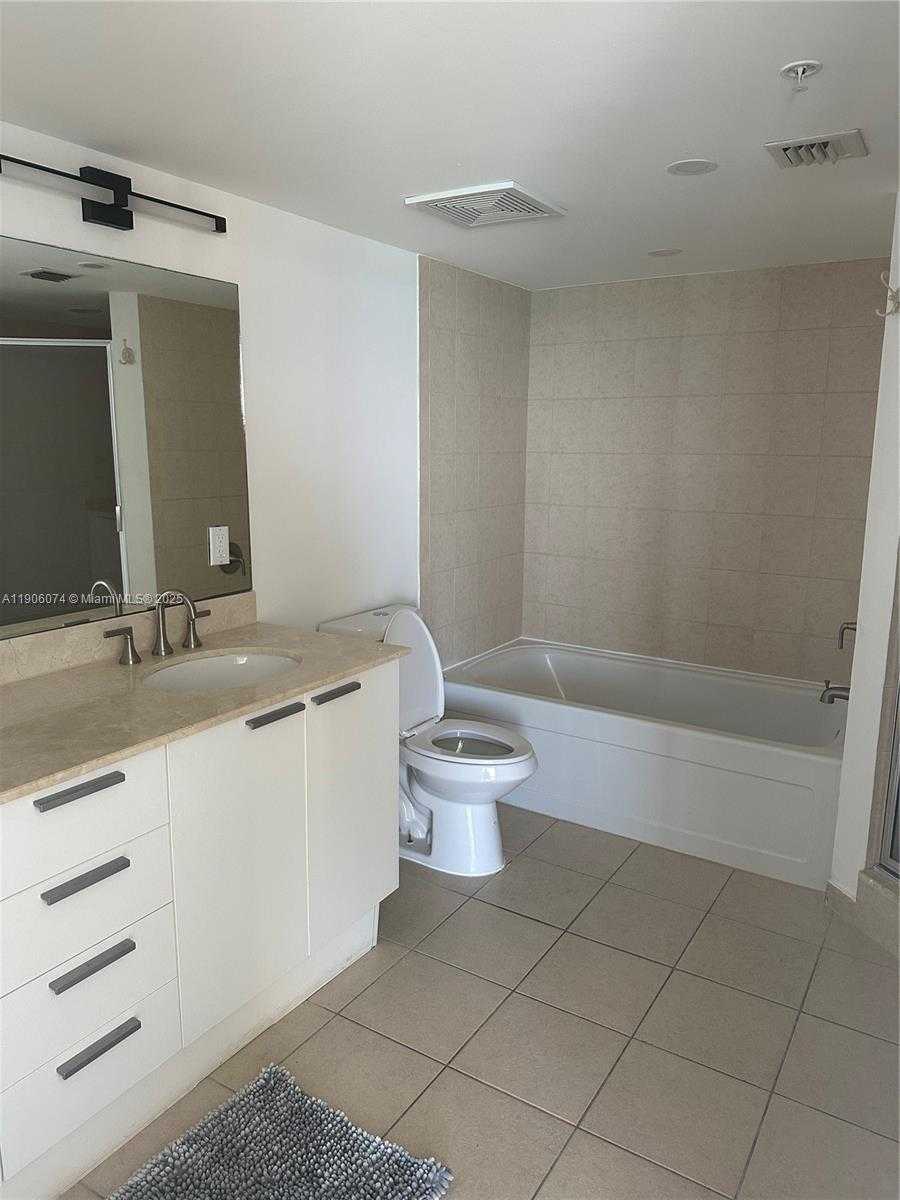 Small Image of 16699 COLLINS AVE #1810, Sunny Isles Beach Number 8