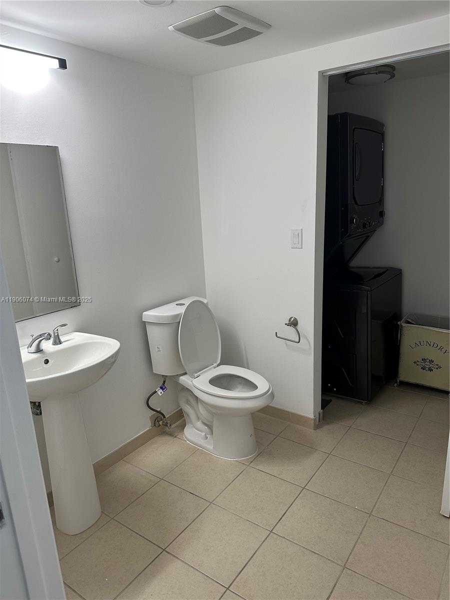 Small Image of 16699 COLLINS AVE #1810, Sunny Isles Beach Number 9