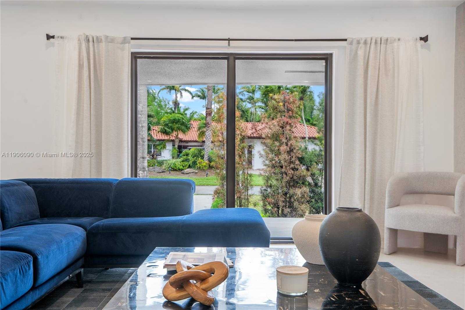 Small Image of 9600 SOUTH WEST 147TH ST, Miami Number 20