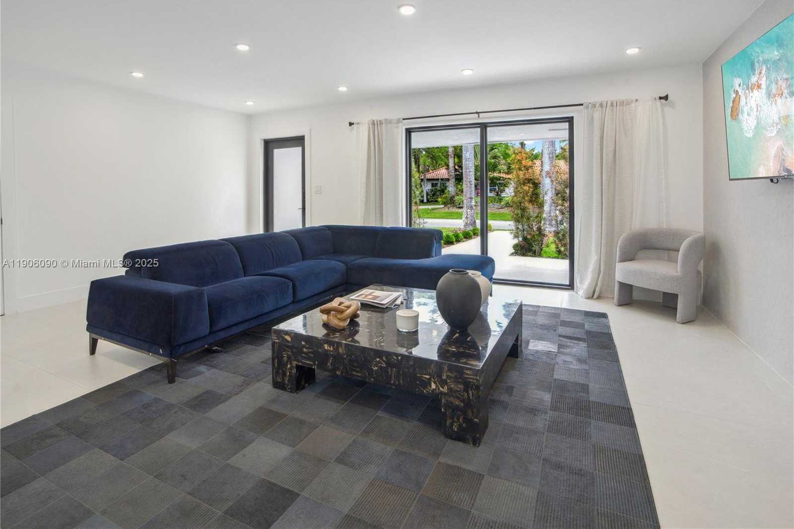 Small Image of 9600 SOUTH WEST 147TH ST, Miami Number 23