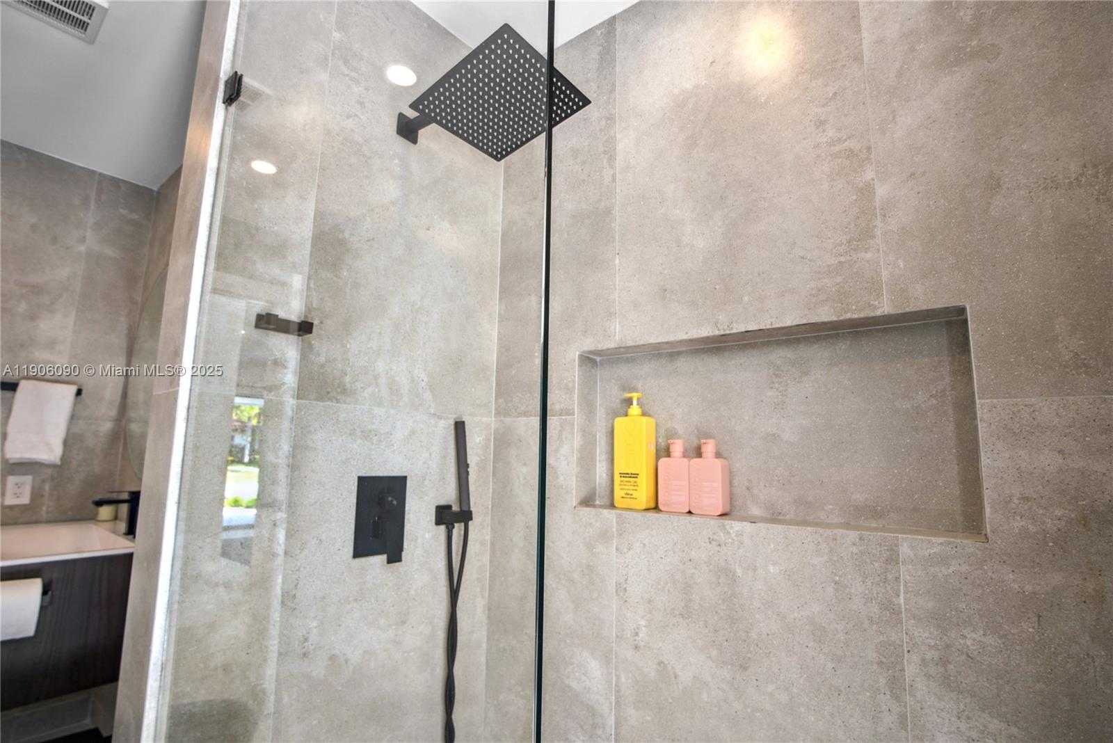 Small Image of 9600 SOUTH WEST 147TH ST, Miami Number 54