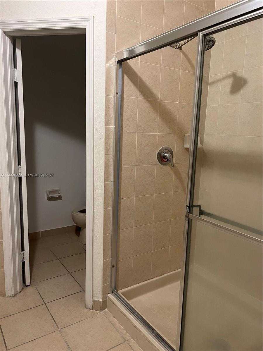 Small Image of 11521 NORTH WEST 79TH LN #11521, Doral Number 10