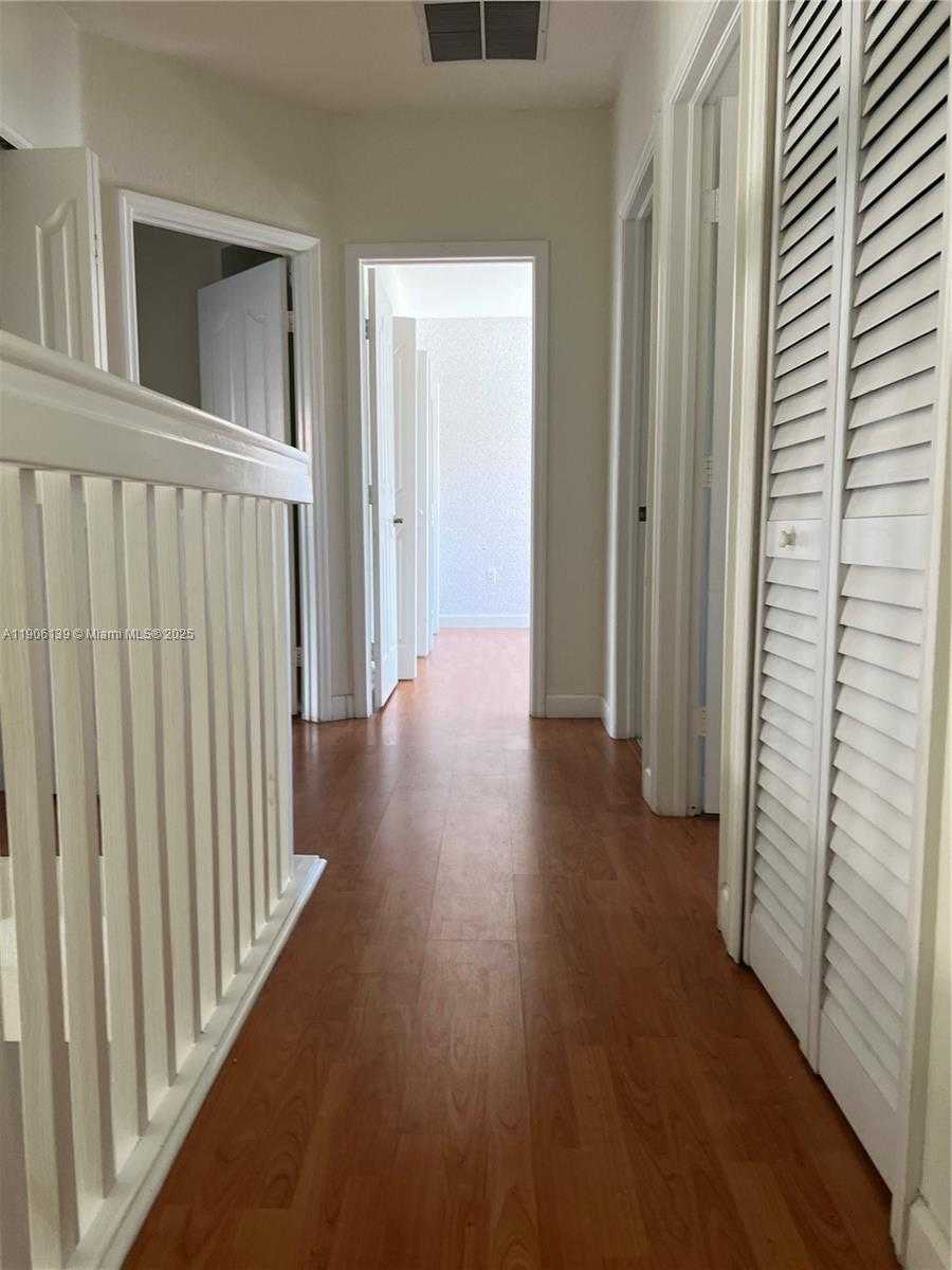 Small Image of 11521 NORTH WEST 79TH LN #11521, Doral Number 7