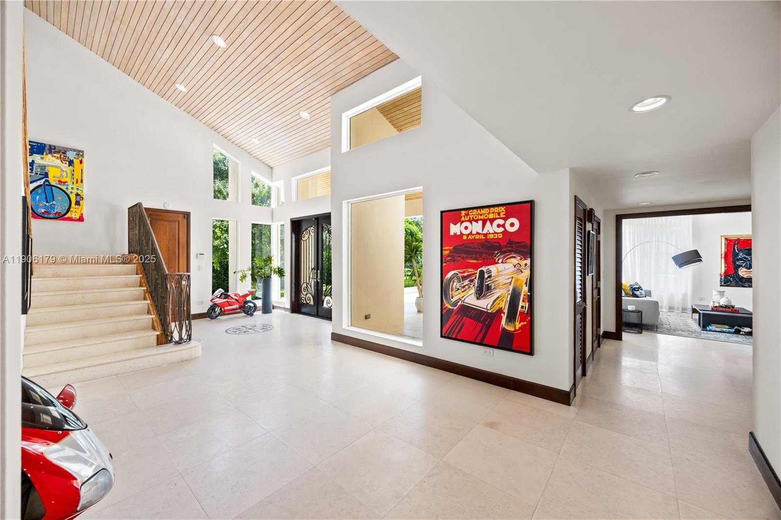 Small Image of 7141 EAST LAGO DR, Coral Gables Number 6