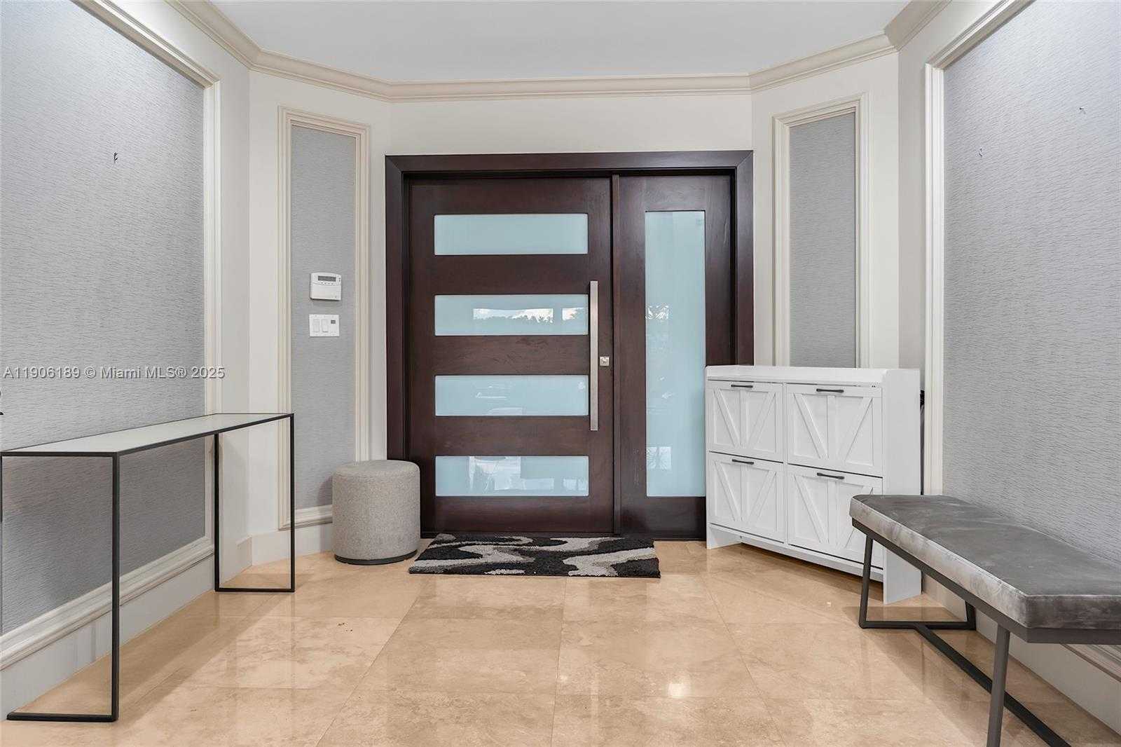 Small Image of 415 ROVINO AVE, Coral Gables Number 19