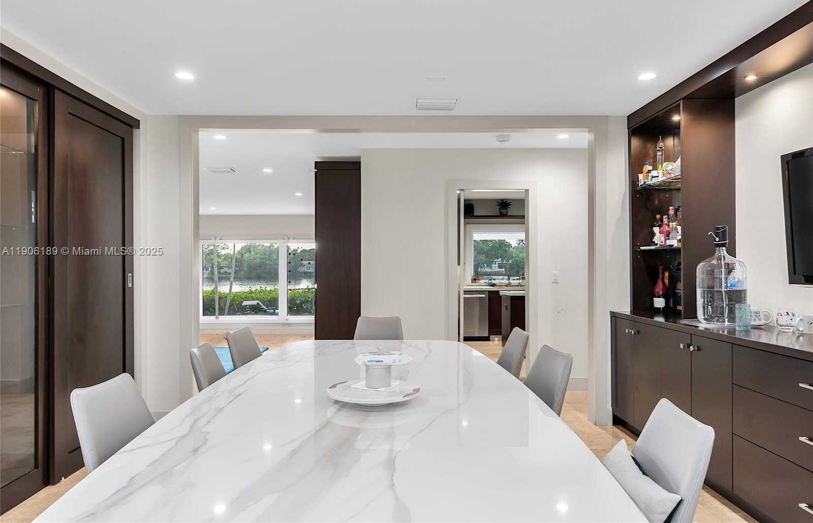 Small Image of 415 ROVINO AVE, Coral Gables Number 25