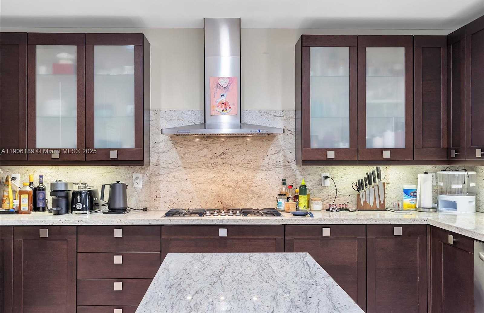 Small Image of 415 ROVINO AVE, Coral Gables Number 30