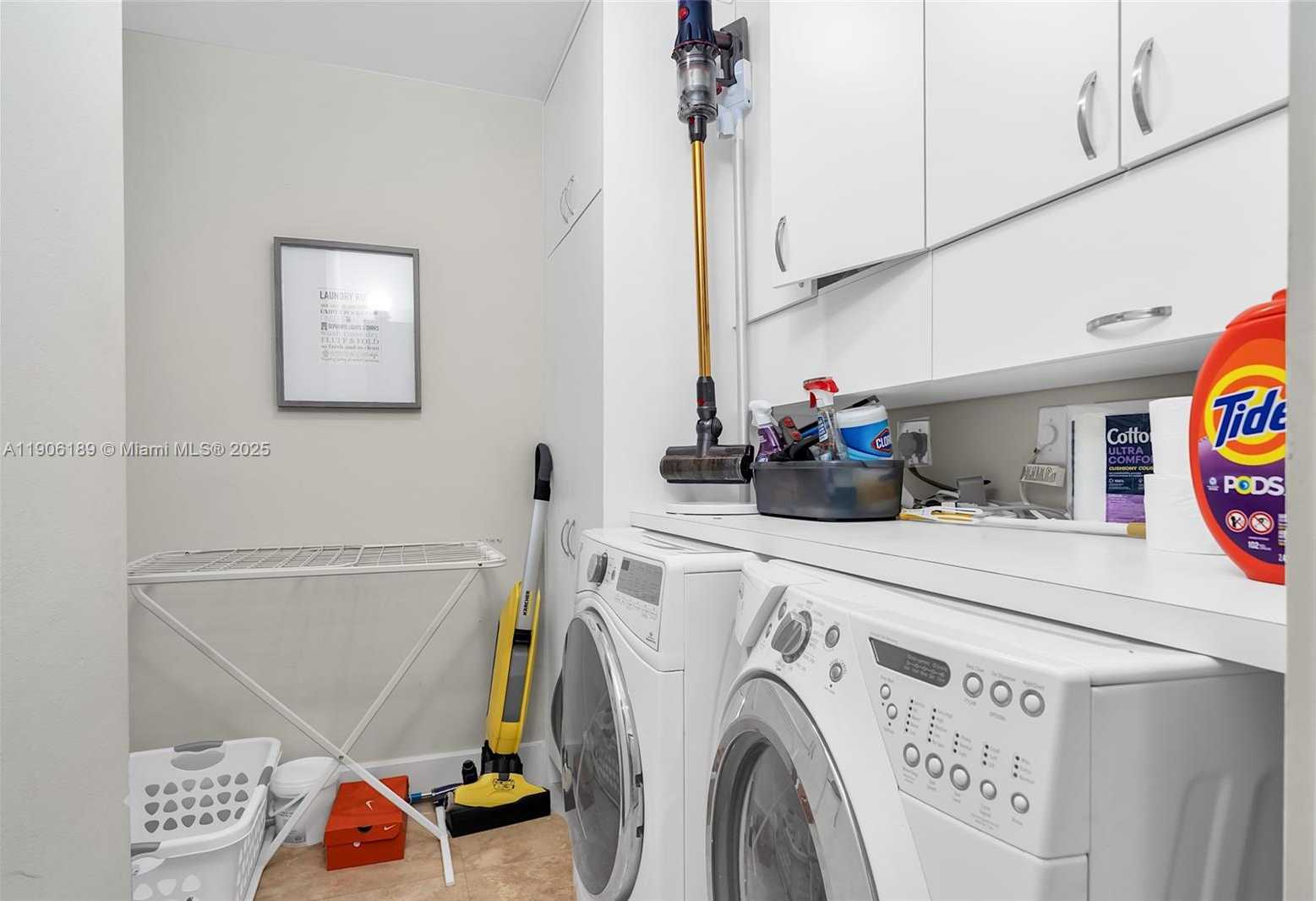 Small Image of 415 ROVINO AVE, Coral Gables Number 39