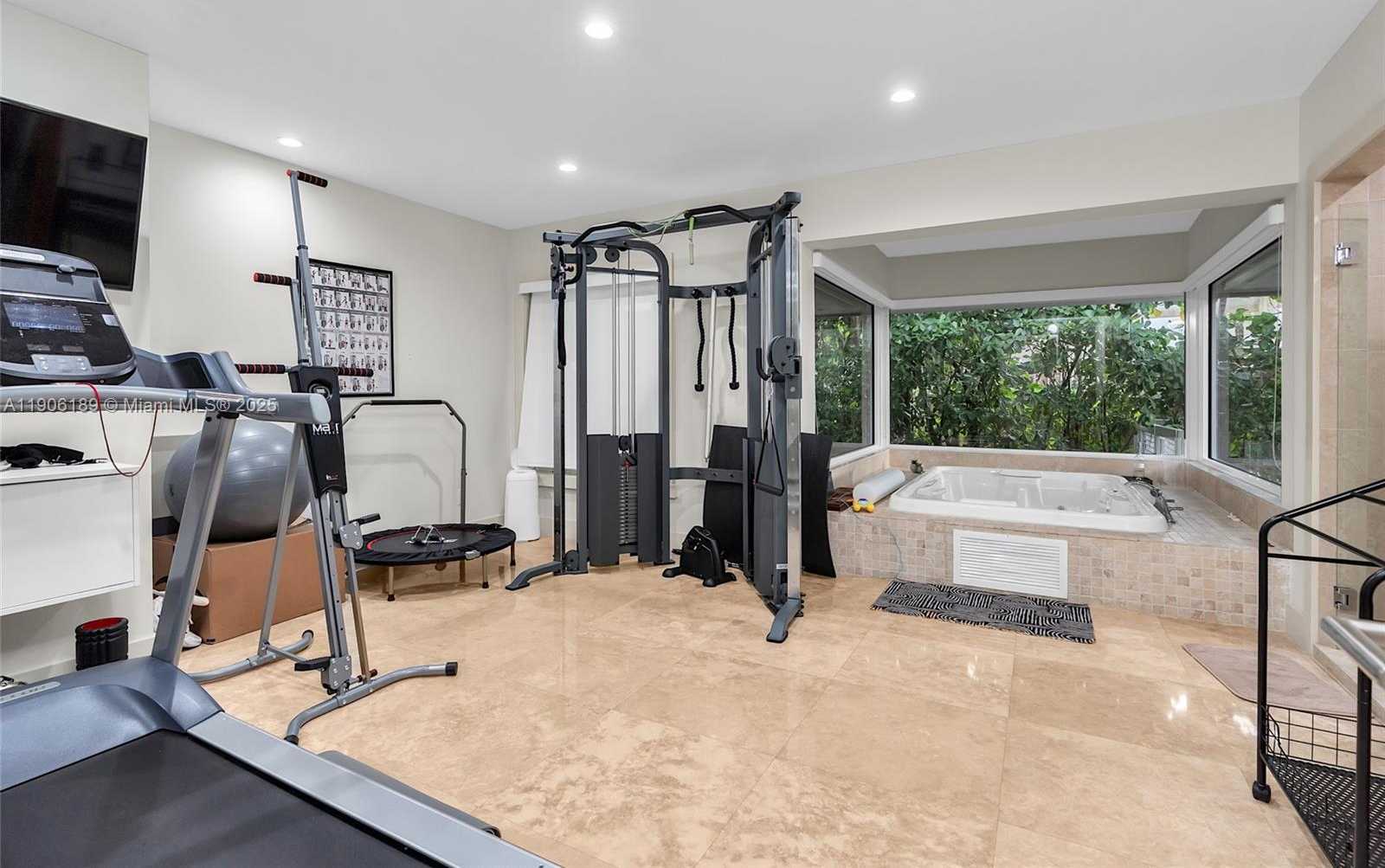 Small Image of 415 ROVINO AVE, Coral Gables Number 48