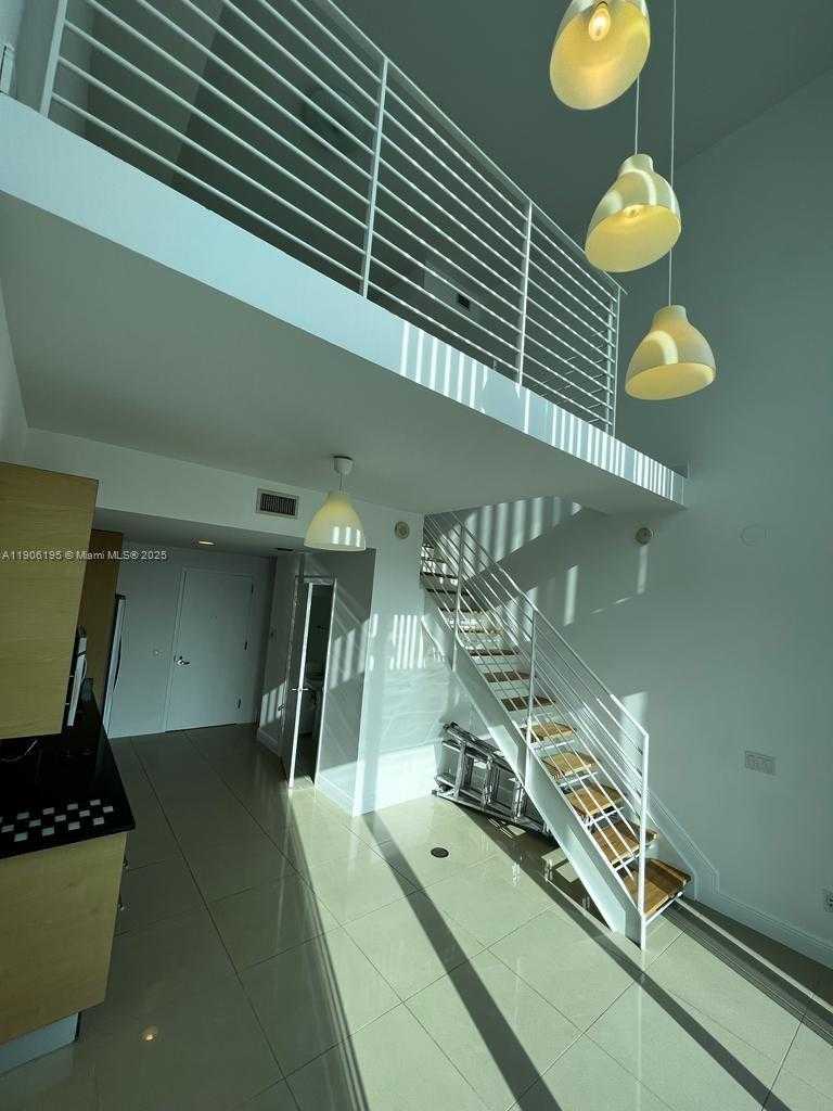 Small Image of 60 SOUTH WEST 13TH ST #3003, Miami Number 8